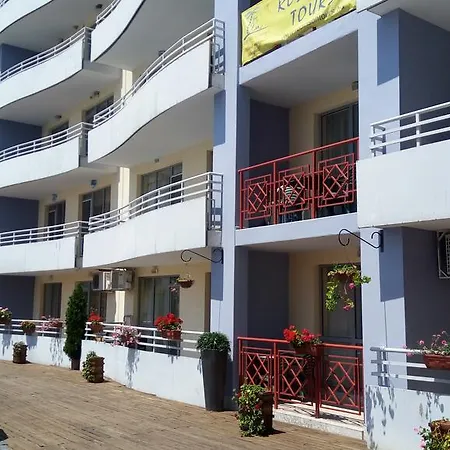 Studio B25 In Central Plaza Апартаменты *